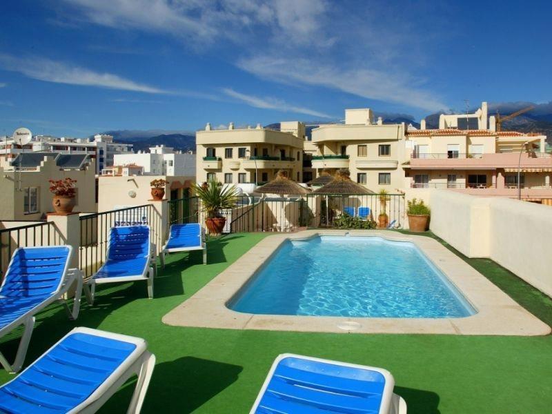 Апартаменти Nerja Medina Екстер'єр фото